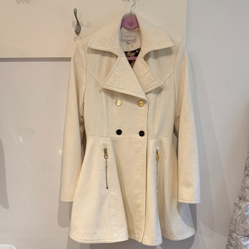 Laundry by Shelli- Fit and Flare  Cream Double-Breasted wool Coat. Size XS